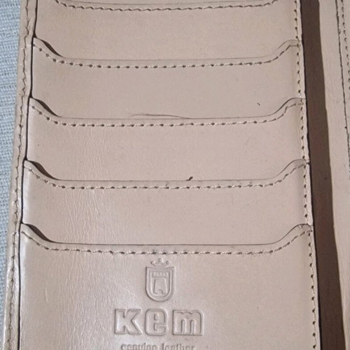 KEM leather wallet beige like new