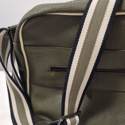 Messenger bag like new, khaki embossed faux leather