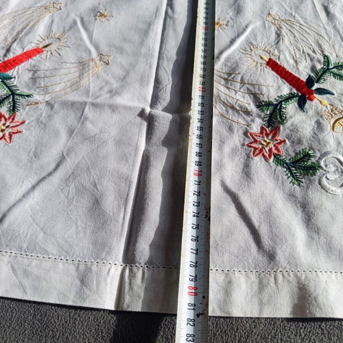 Christmas table runner with festive embroidery like new (81x74 cm)