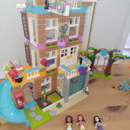 Lego Friendship House Friends 41340 like new without extra pieces