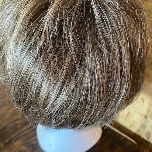 Women's wig like new, short synthetic hair, platin/mix color