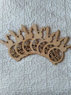 Ξύλινα πασχαλινά λαγουδάκια καινούργια, σετ 7 τεμαχίων με λογότυπο