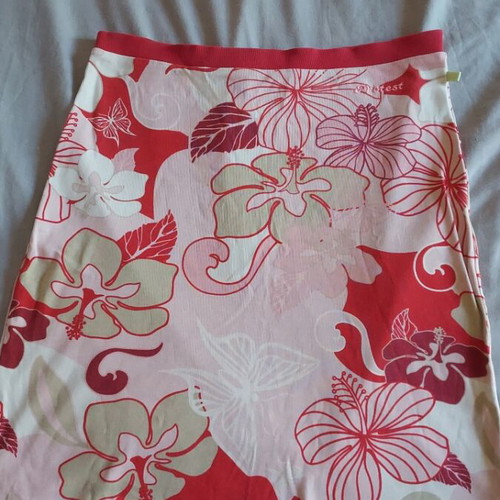 Protest skirt medium size pink like new