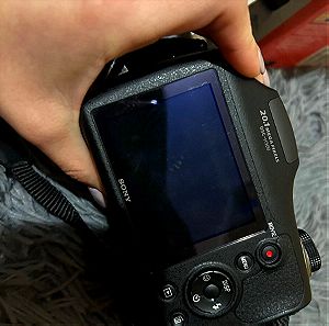 Πωλείται φωτογραφική μηχανή Sony DSC-H300