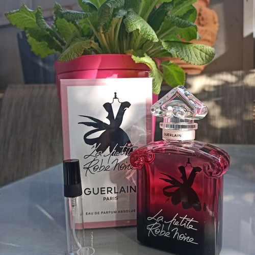 La Petite Robe Noire Eau de Parfum Absolue Guerlain decant like new