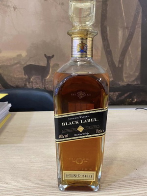 Johnnie Walker Black Label 12 Year Old Millennium Edition ново