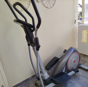 ελλειπτικό μηχάνημα XFIT