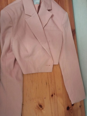 Bershka pink short jacket used, size XS
