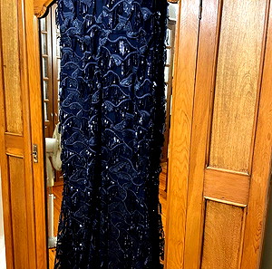 Blue dress