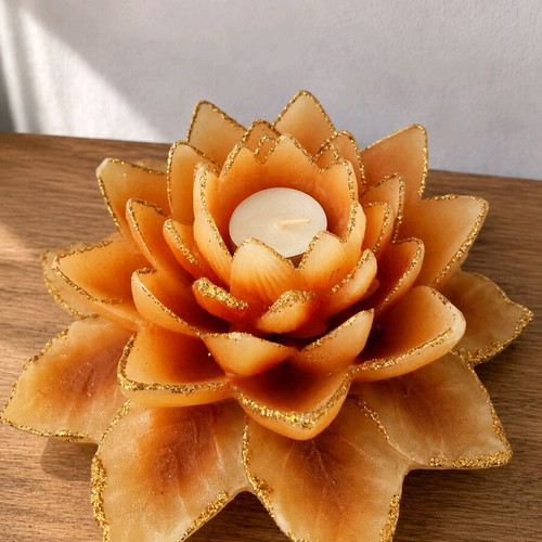 Set of 3 used waterlily decorative candles with gold details