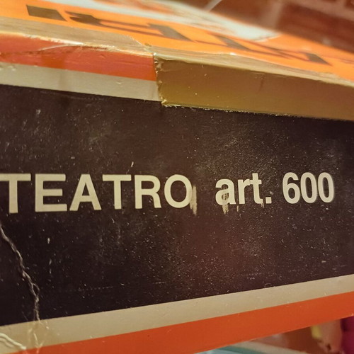 Theatro Art. 600 collectible puppet theater used, wooden, 6 large and 7 small figures