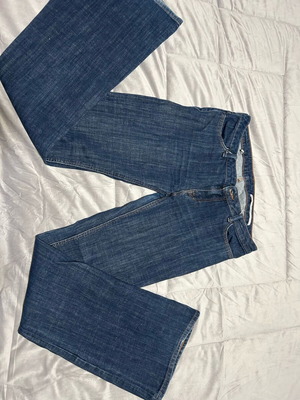 Zara bell-bottom jeans like new, blue