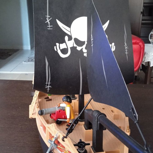Playmobil pirate ship used