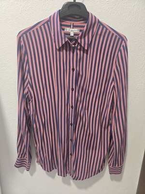 Tommy Hilfiger shirt like new, thin and cool fabric, size M