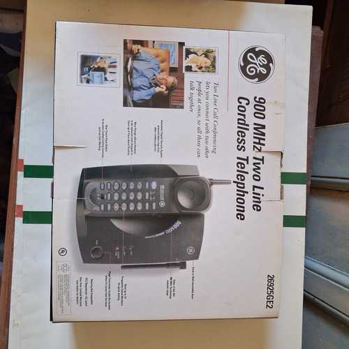 GE 900 MHz Two-Line Cordless Telephone 26925GE2 new, complete set