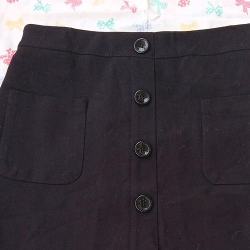 Black high-waisted skirt new, classic with slit and pockets