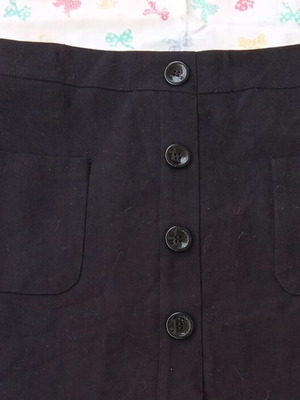 Black high-waisted skirt new, classic with slit and pockets