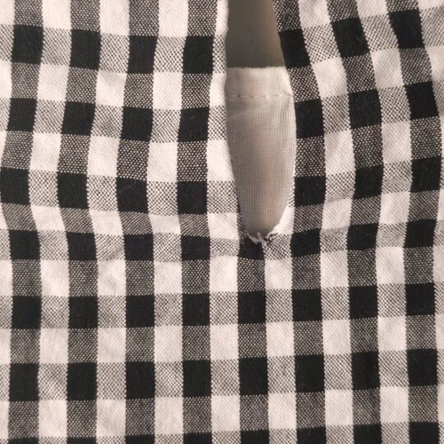 Benetton dress for 4-5 years like new, black and white