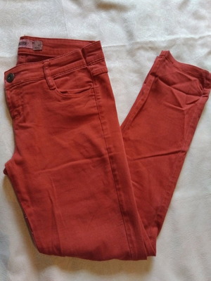 Stradivarius women's low-rise red jeans like new, size L