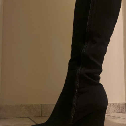 Keep Fred black wedge heel boots like new, size 38