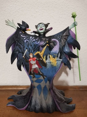 Disney Traditions Maleficent figure with scene base by Jim Shore 2016