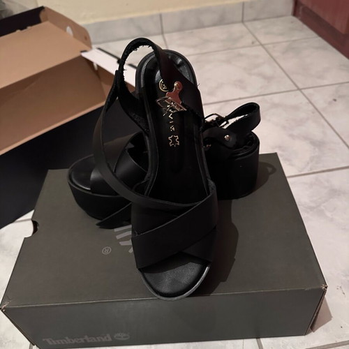 Envie women's black sandal platform size 39 like new