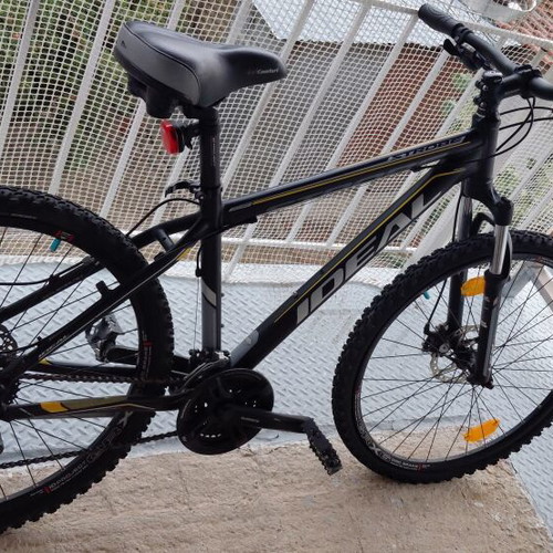 Ideal Strobe Disc 26" Alloy Mountain Bike, 24-speed Shimano