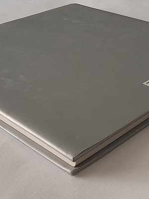 23 Chronia Kai 69 Meres hardcover book used by Kyr