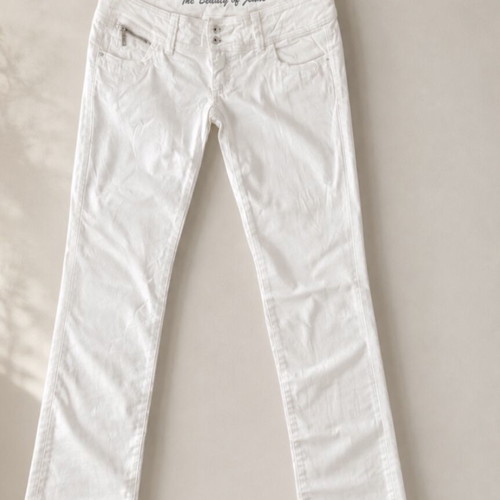Yes-Zee white women's jeans pants like new, size M