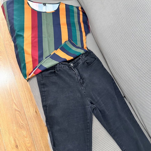 Outfit set striped blouse L and black skinny jeans 1XL like new