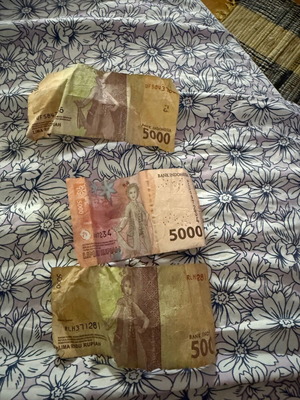 Indonesian banknotes, pack