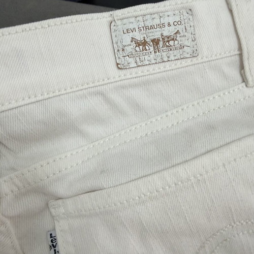 Levi's white women's jeans used, size M 38 10, altered length