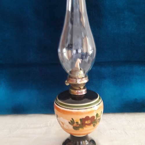 Vintage ceramic oil lamp like new