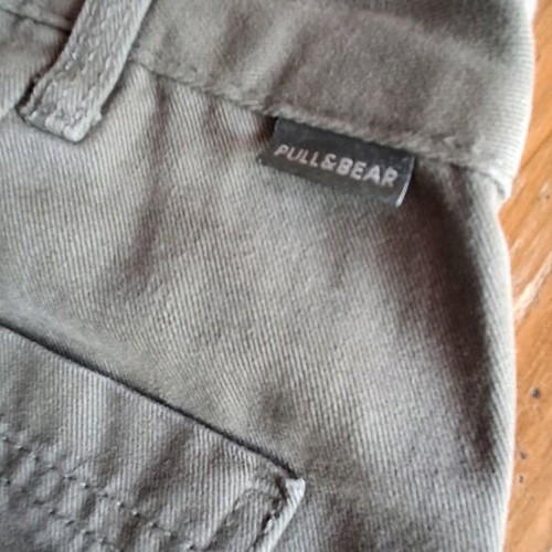Παντελόνι Cargo Pull & Bear No 38 χακί σαν καινούργιο