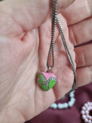 Mix n match jewelry like new, various faux bijoux