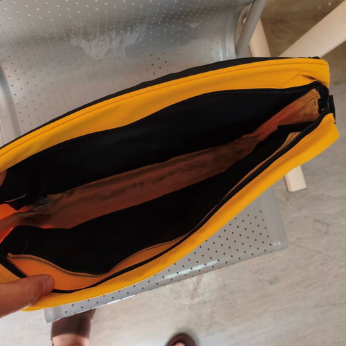 Forever Aloe Vera Company laptop bag 42x30x12cm black and yellow