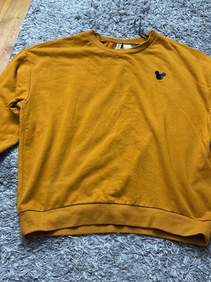 H&M Divided Women's Mustard Sweatshirt with Mickey Mouse Embroidery like new
