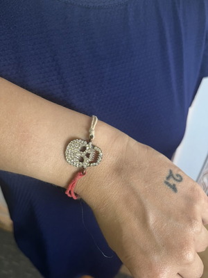 Bracelet like new, never worn