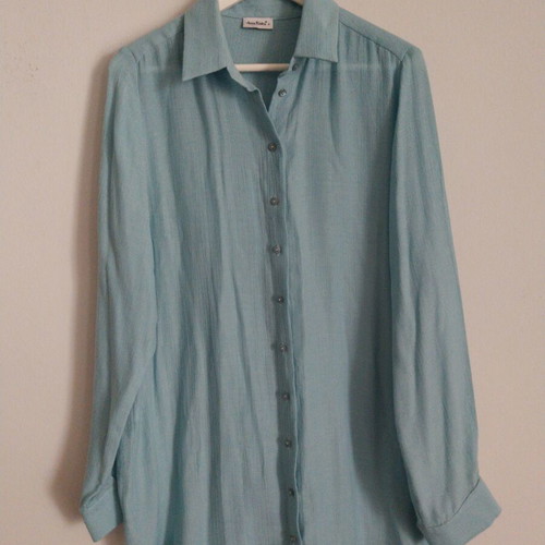 Anna Riska women's shirt XL turquoise like new