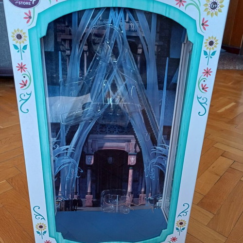 Disney Store Limited Edition Doll Anna Frozen Fever box used