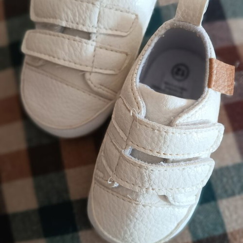 Unisex Baby Cuddle Shoes like new, white, 12 cm