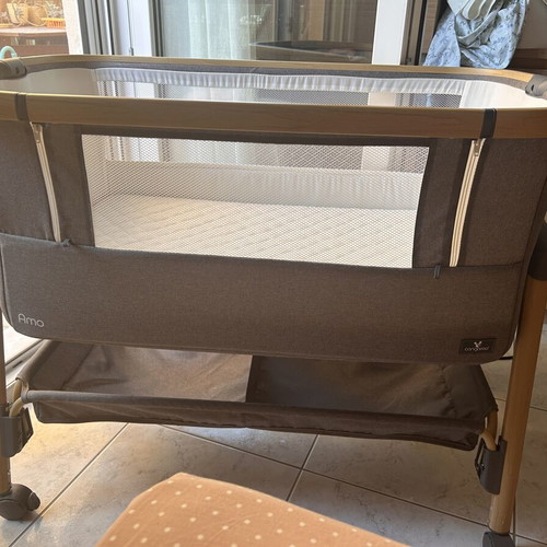 Cangaroo Amo Baby Cot with Mosquito Net and Extra Greco Strom Mattress like new