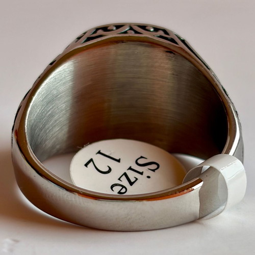 Green Emperor Signet Ring brand new, 316L stainless steel, emerald green