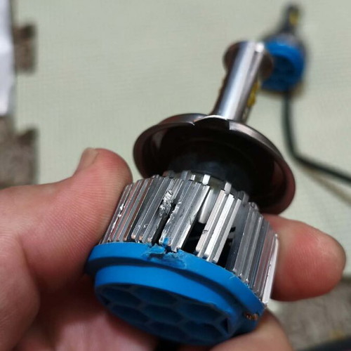 Honda VTX 1800 H4 COB LED Headlight Bulb 4000LM White 6000K