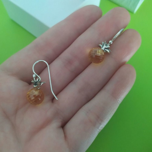 Silver 925 earrings like new with hallmark