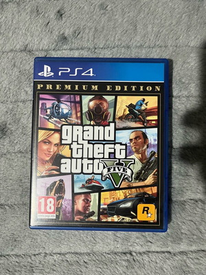 GTA V PS4 game like new