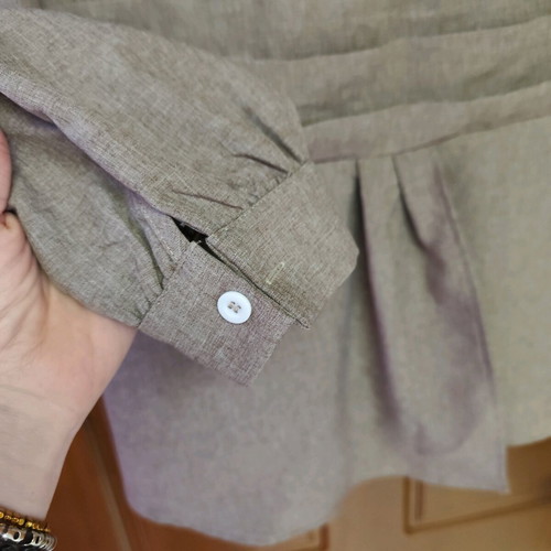 Fitted blouse like new, size L, beige