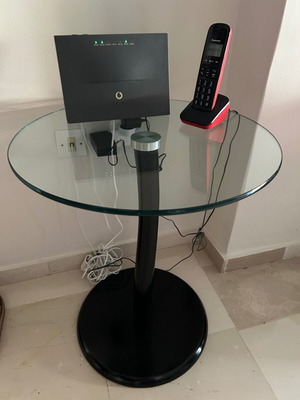 Side coffee table like new