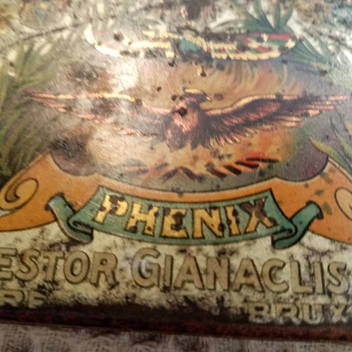 Phenix Nestor Gianaclis tin cigarette box vintage used