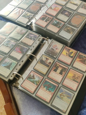 Συλλογή Magic the Gathering μεταχειρισμένη με άλμπουμ και αξεσουάρ